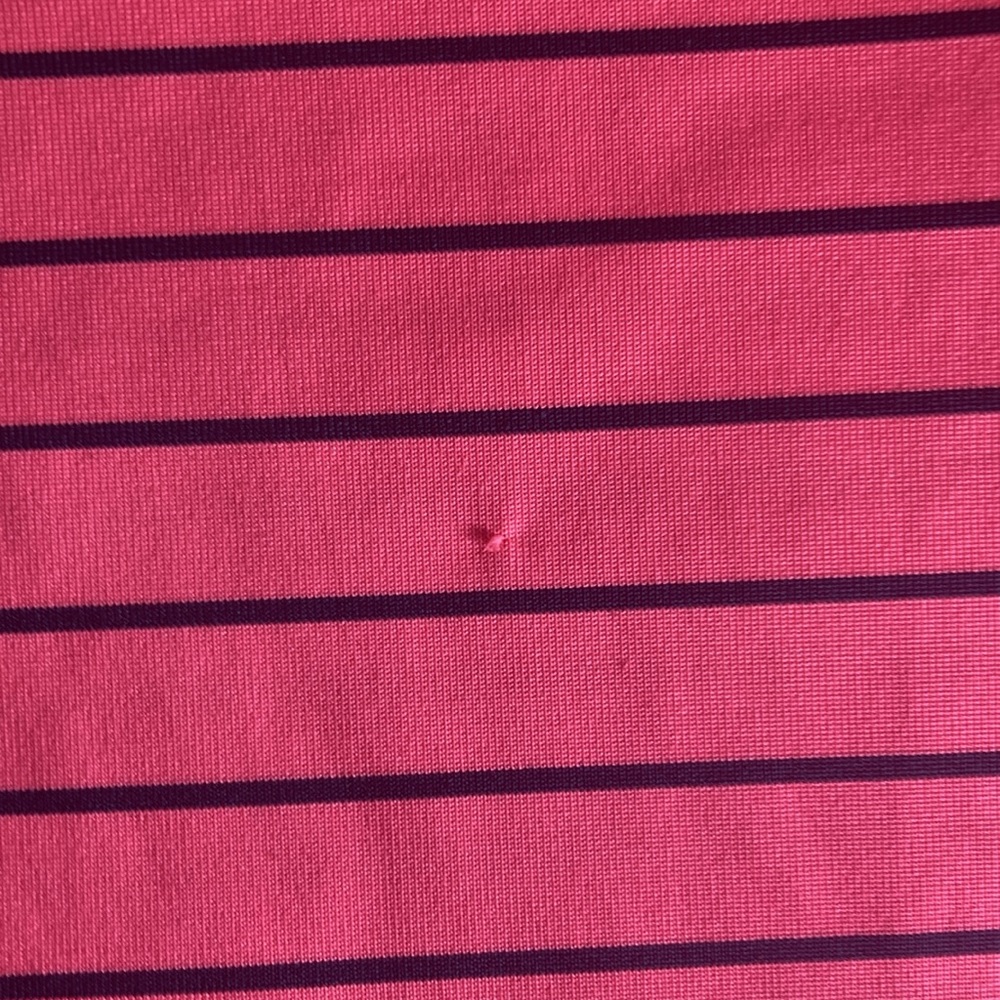 Mens Under Armour Medium Bright Pink & Blue Golf Polo w/ Carton House Golf Logo - Picture 8 of 8